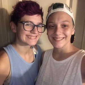 Meet your Posher, Leon